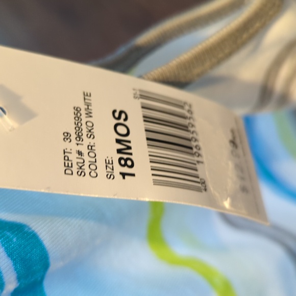 18 months tank top - Picture 6 of 6